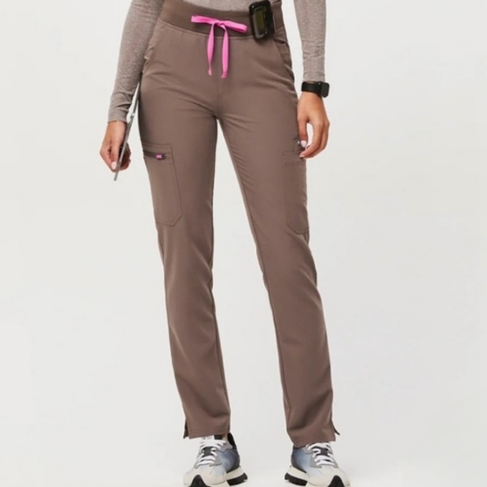 FIGS Smokey Taupe